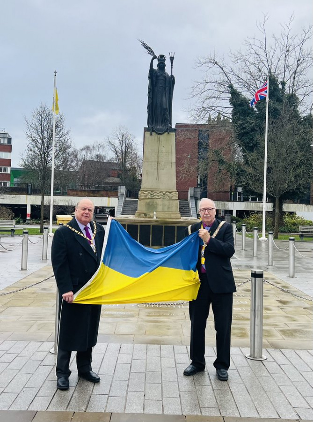 Cllr Fletcher (right) at the event today. (Photo: Cheshire East Council)