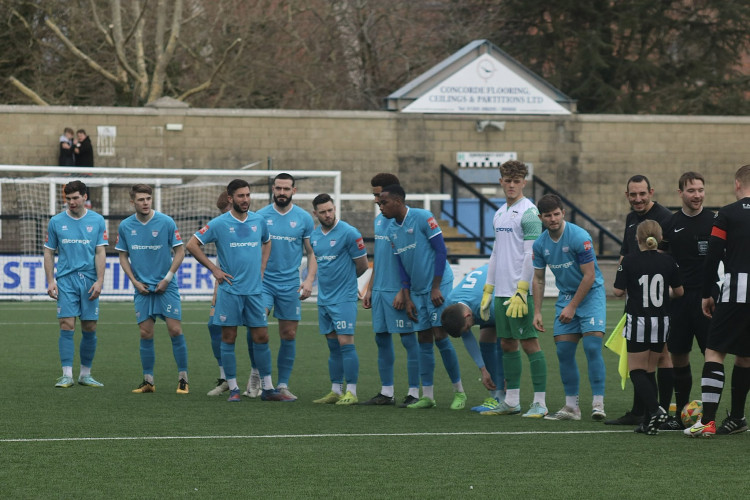 Hanwell Town line-up ahead of a Southern League Premier South fixture. Photo: Hanwell Town.