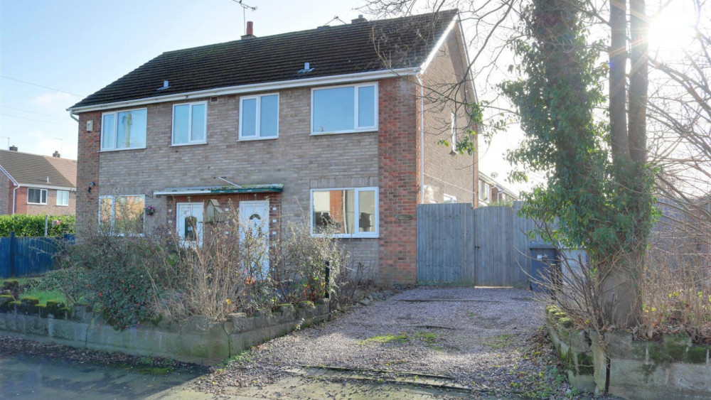 This property has been fitted with new carpets throughout! 