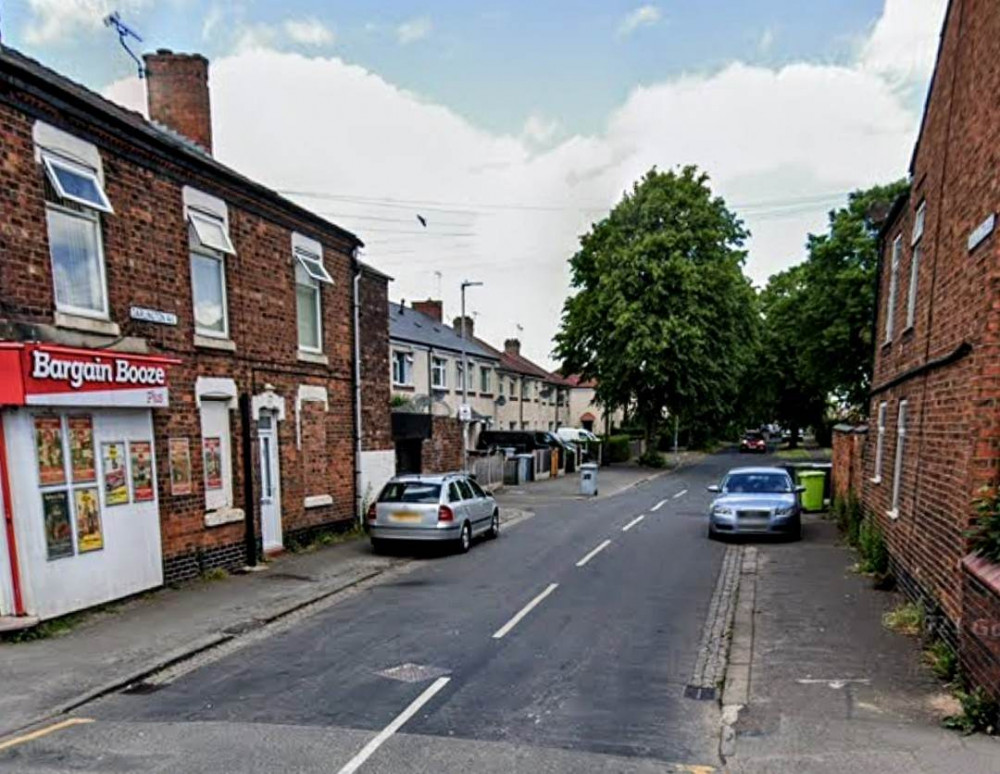 At around 9am on Wednesday 1 March, Cheshire Police officers conducted a drugs warrant at an address on Darlington Avenue (Google).