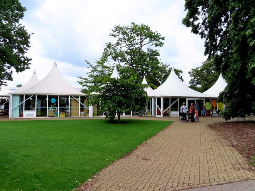 Kew gardens plan to replace the White Peaks cafe with a learning centre. Photo: Steve Daniels.