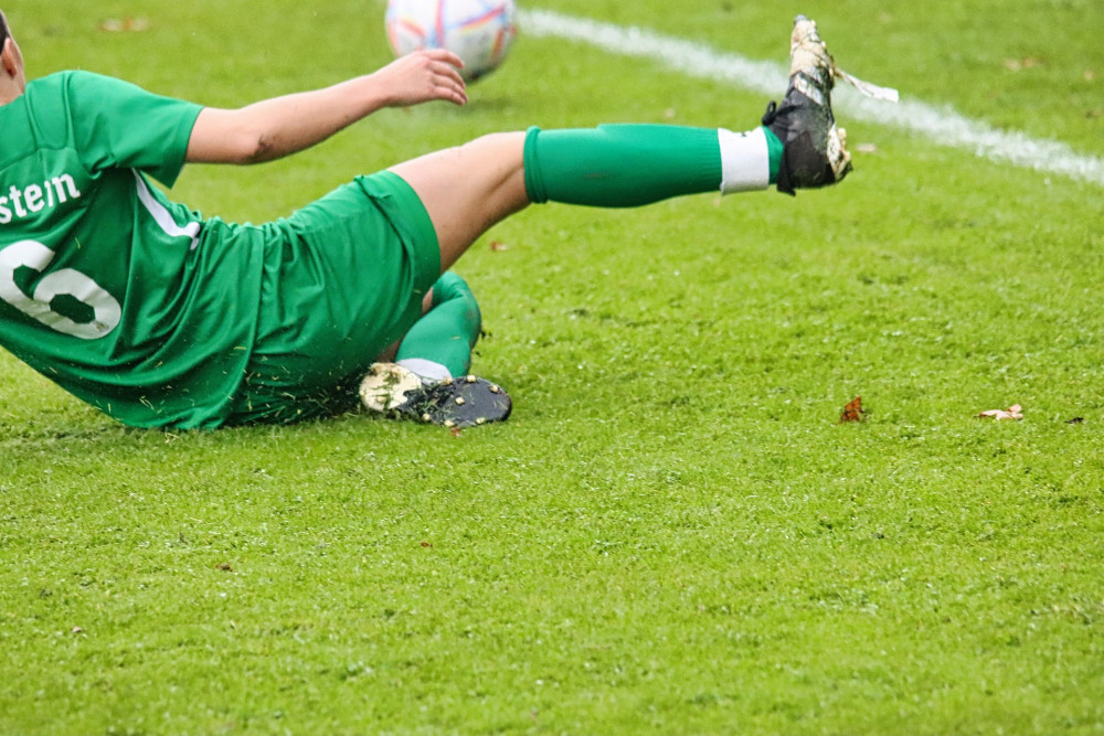 Brentford Women were pegged back twice and forced to settle for a draw against Hackney. Photo: Alexander Fox | PlaNet Fox from Pixabay.