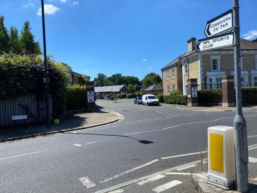 Plans have re-emerged to install a 5G mast by the historic Clapperstile entrance to Bushy Park leading to an outpour of objections from Teddington residents (Image supplied)