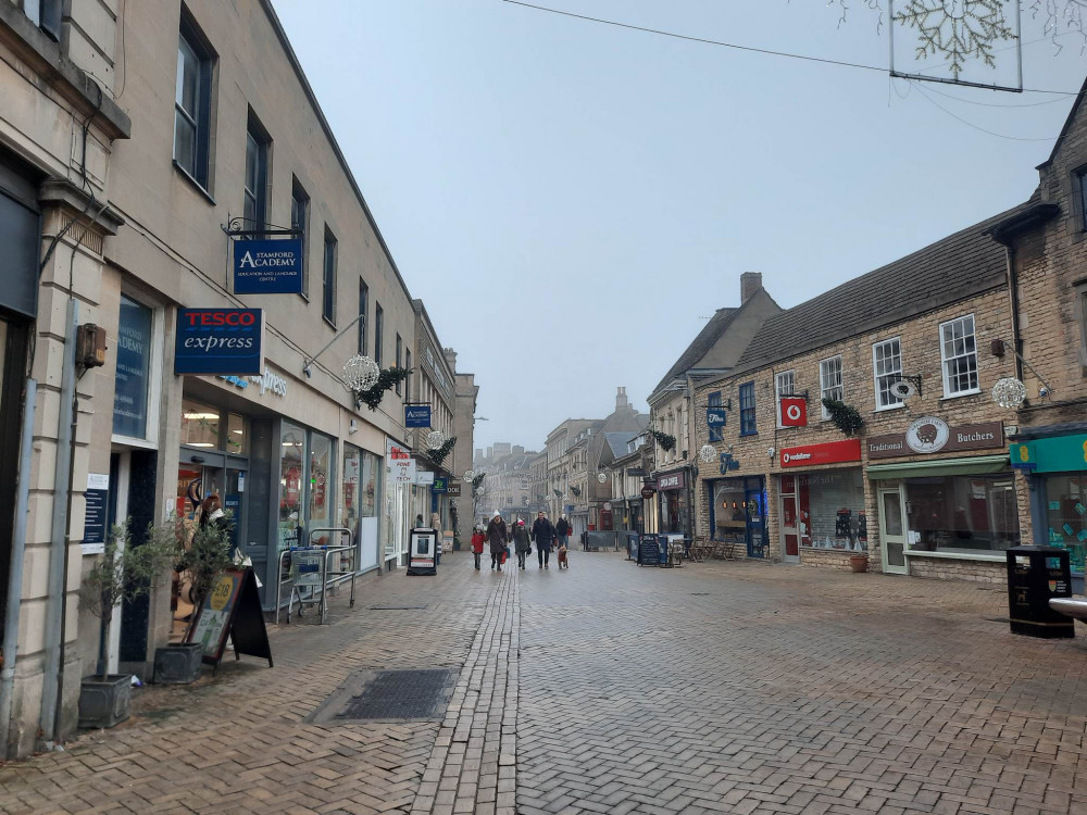 Stamford High Street, just a short walk from some of this week's vacancies. Image credit: Nub News. 