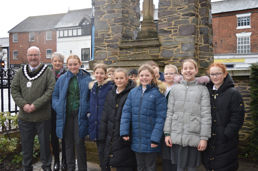 The Mayor and Mayoress of Ashby with pupils from Ashby Hill Top Primary School. Photo: Ashby de la Zouch Town Council