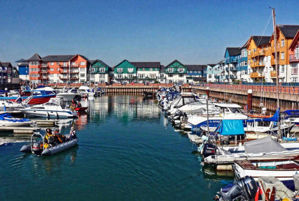 Exmouth Marina (cc-by-sa/2.0 - © susie peek - geograph.org.uk/p/1698087)