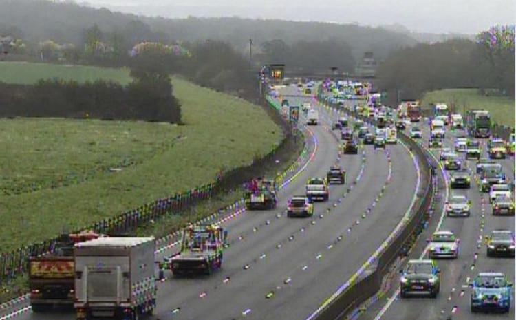 Traffic was still heavy, but flowing on the clockwise carriageway in Kent at 8.40am. 