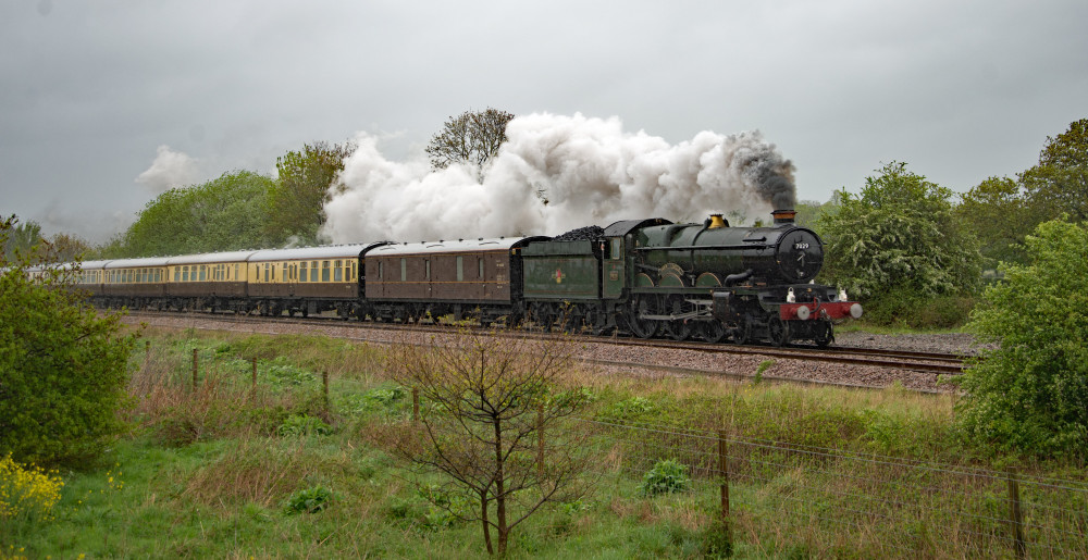 Clun Castle will hall the express from Birmingham to Stratford-upon-Avon this weekend