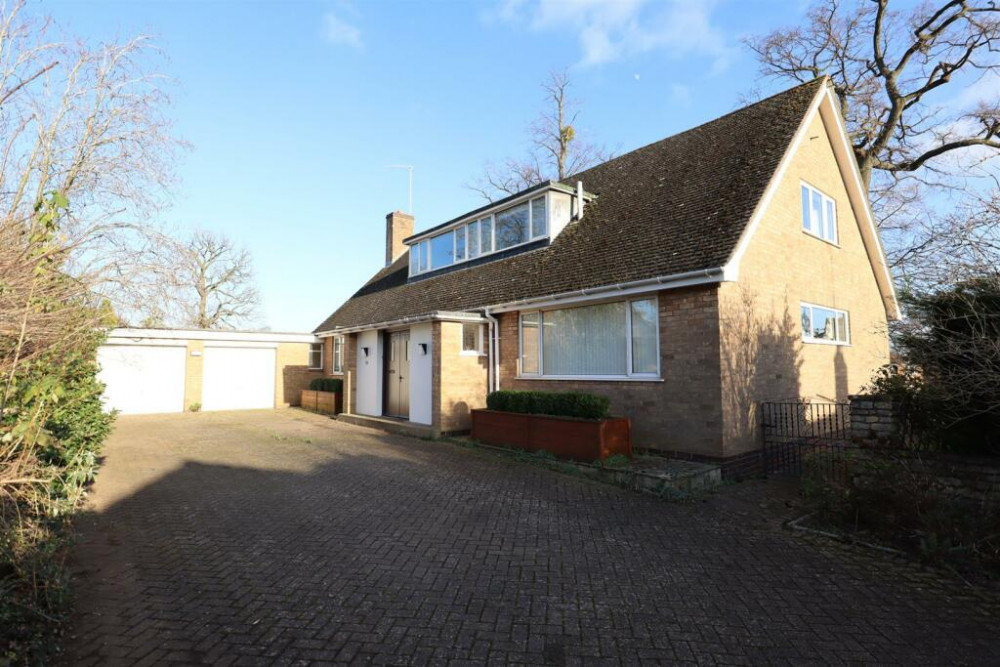 The property has potential and sits on a large plot. Image credit: Murray Estate Agents. 