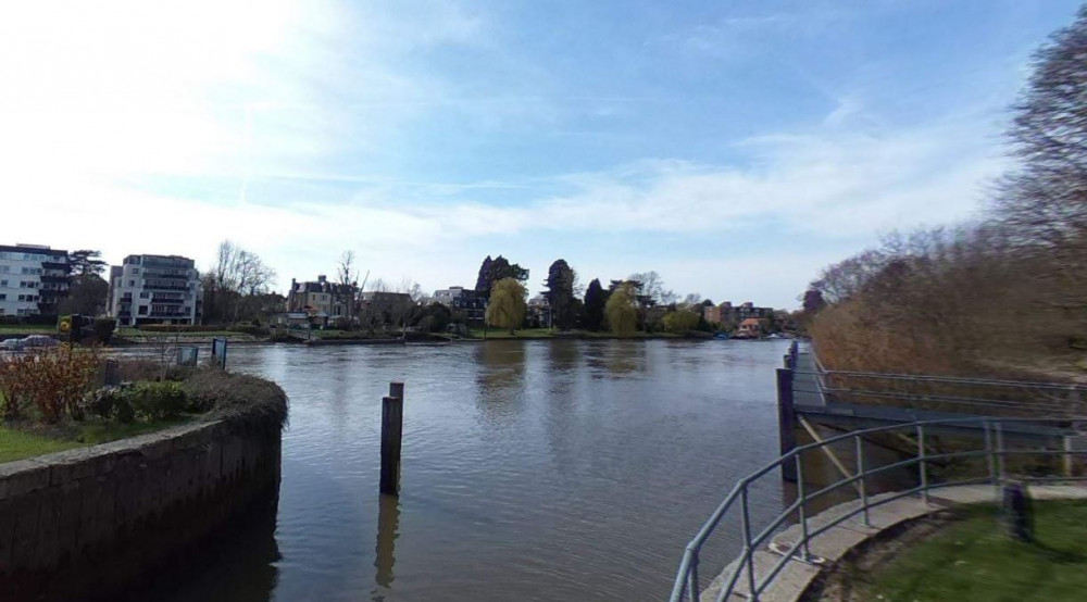 Scene upstream from Teddington Lock.  Credit: Google maps.