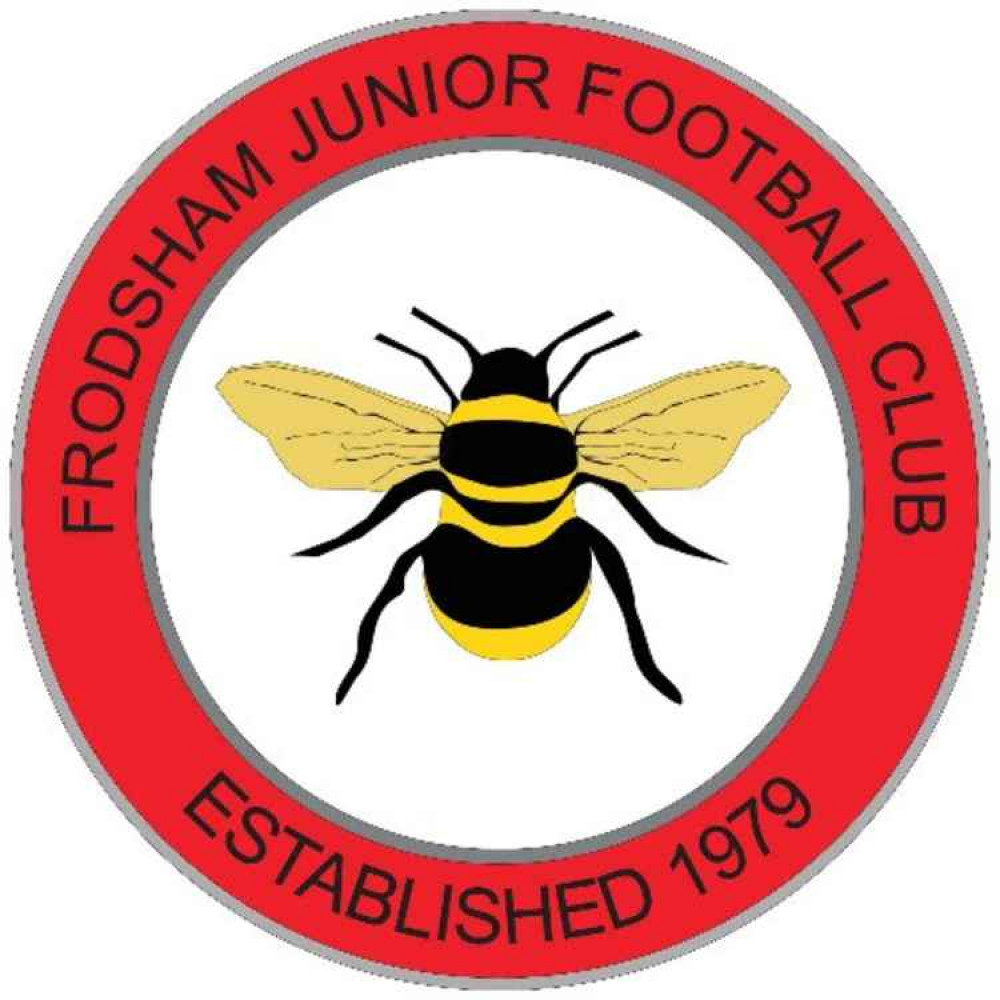 Frodsham Junior Football Club Girls are raising money for Cancer Research UK