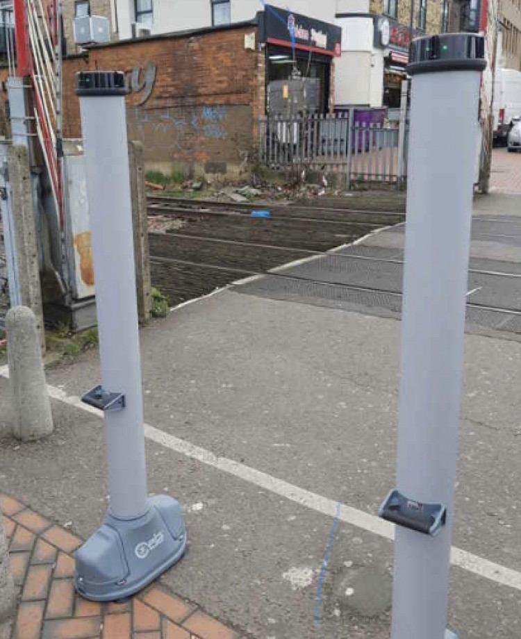 The gate at Grays High Street rail crossing