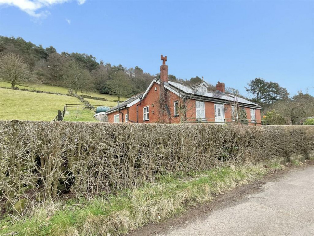 Fabulous rural property for sale in Congleton. (Photo: Stephenson Browne)