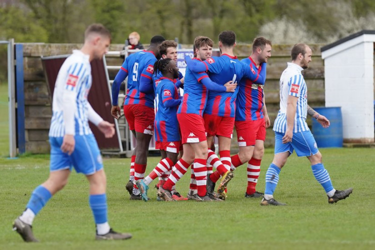 The Jammers dealt a hammer blow to Hullbridge’s hopes of avoiding the automatic relegation places. (Photo: Roy Warner)