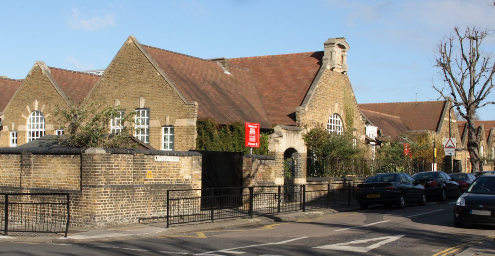 Little Ealing Primary School. Photo: P.g.champion.