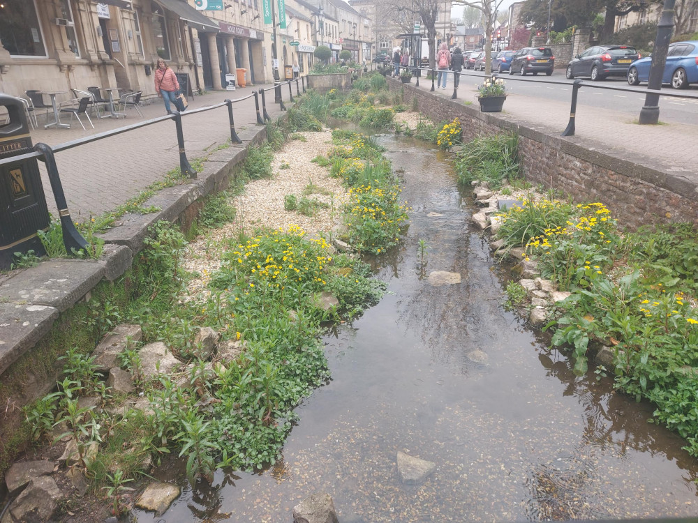 It was certainly chilly today (April 21) in Midsomer High Street