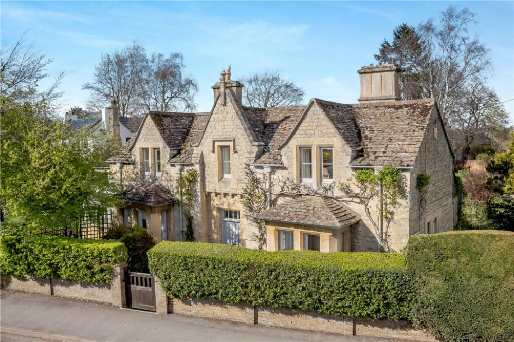 The property is located on the desirable Empingham Road. Image credit: Savills. 