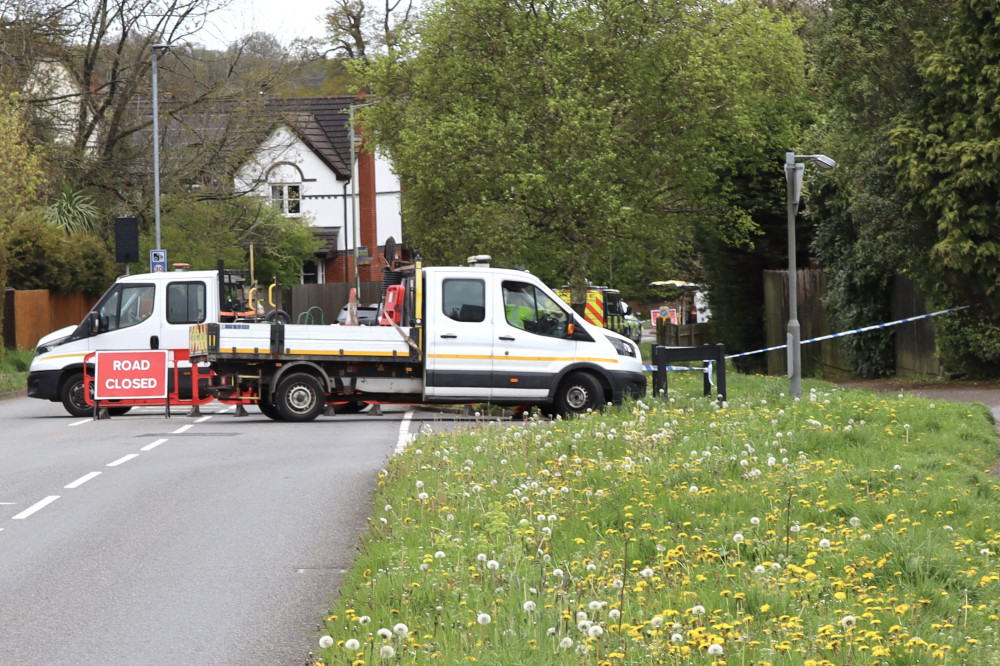 Road closure at the scene on Dinan Way, Exmouth (Nub News/ Will Goddard)