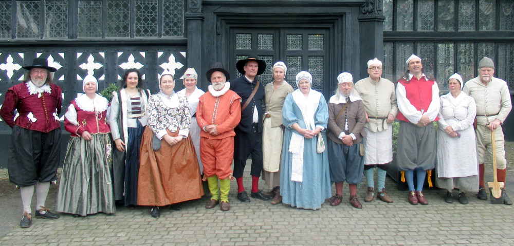 The re-enactors use painstakingly researched costumes and use museum-quality reproduction artefacts. (Image from The 1635 Household)