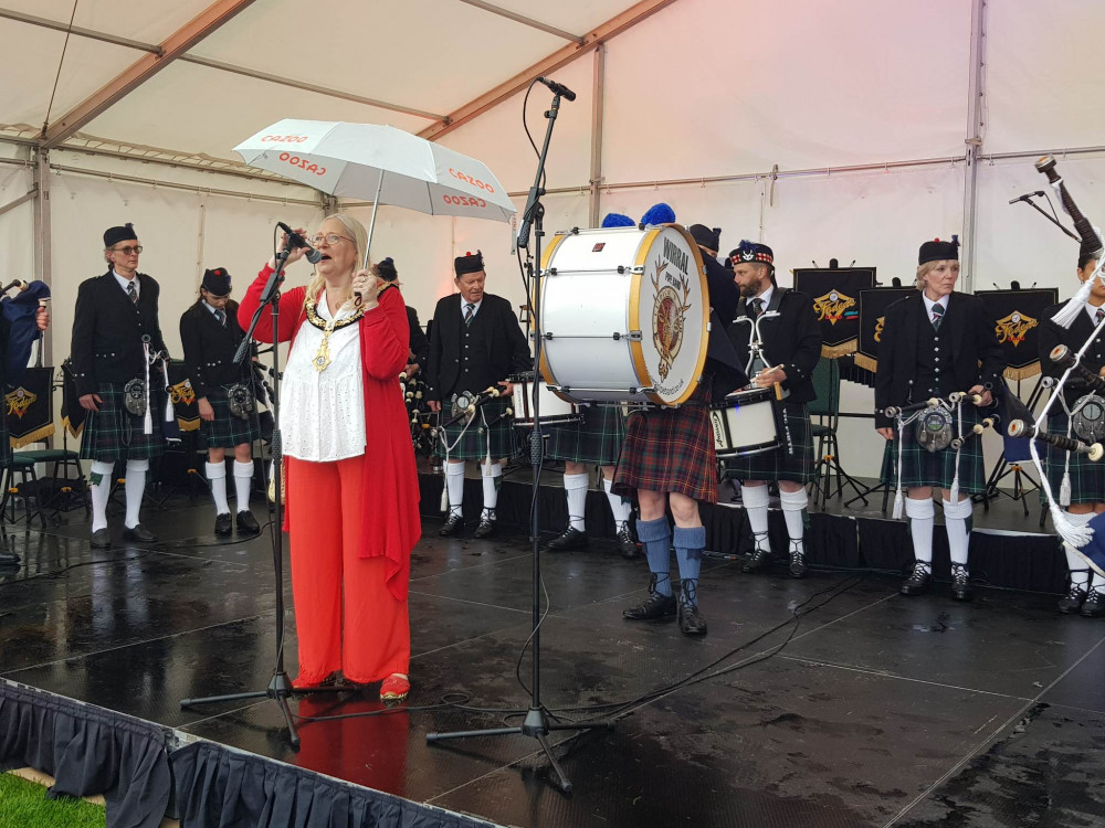 Sandbach Mayor, Cllr Kathryn Flavell, on stage at yesterday's big Coronation event. (Photo: John Beddows) 