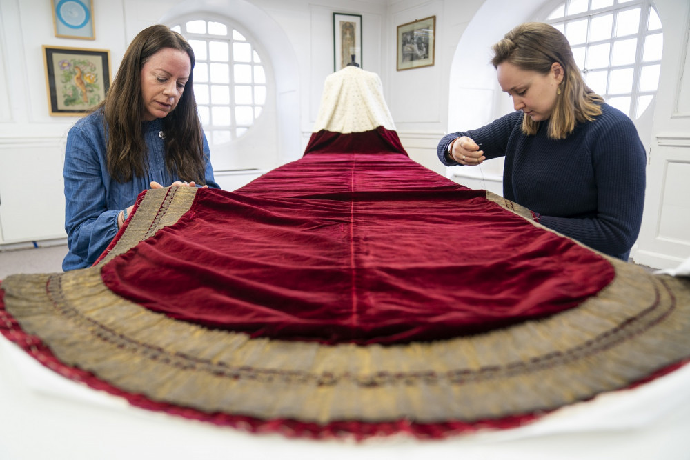 The Royal School of Needlework's Embroidery Studio conserving the Robe of Sate of The King (Credit: RSN)