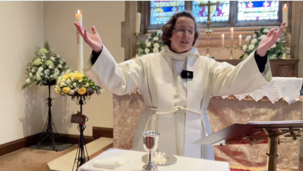 Revd Canon Liesbeth Oosterhof