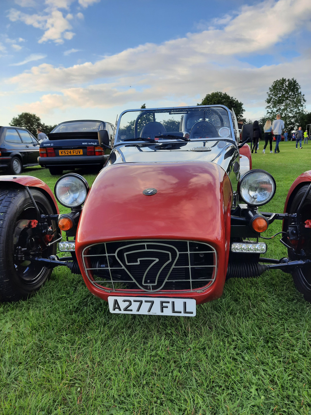 Enjoy food, drink and classic cars this weekend. Image credit: Nub News. 