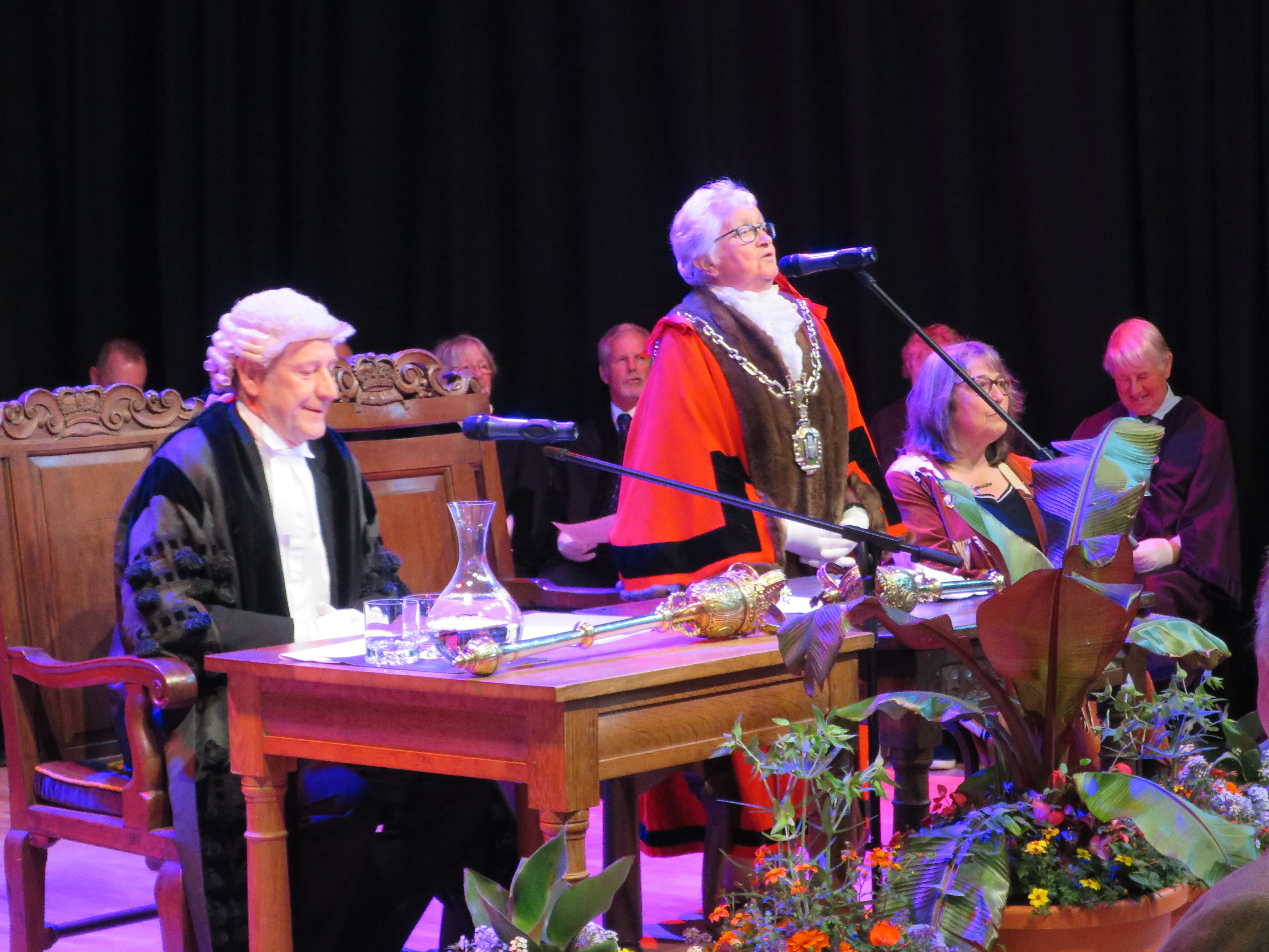 Outgoing mayor Cllr Janet Hewitt addresses the mayor making ceremony before handing over the robe and chains