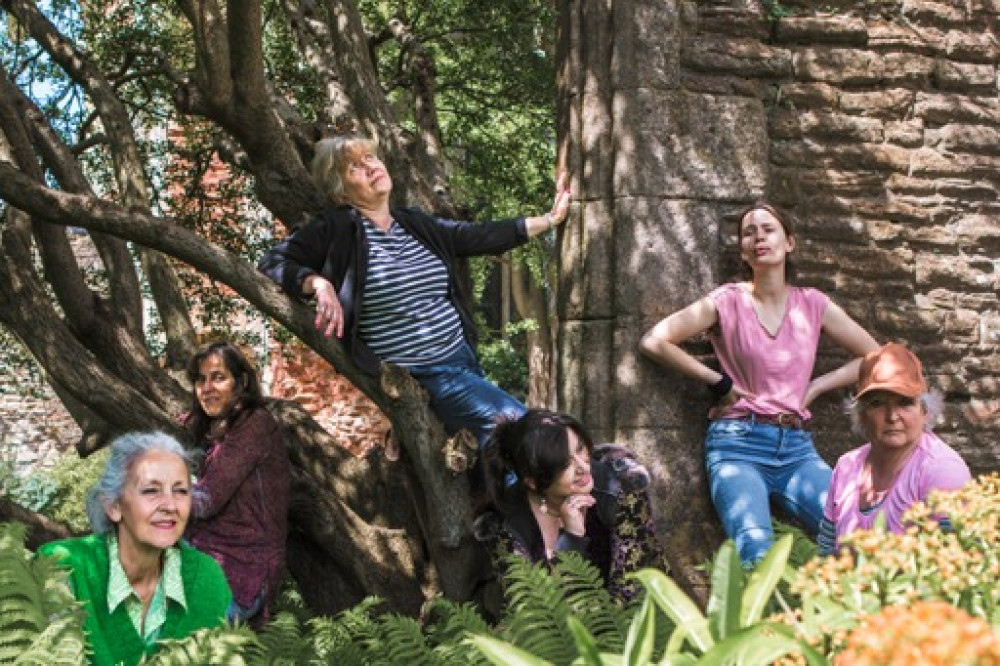 Members of the As You Like It cast rehearse in The Bishop's Palace Gardens (Photo credit Finlay Holdaway)