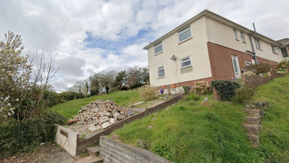 27 Badlake Hill, Dawlish (Google Maps)