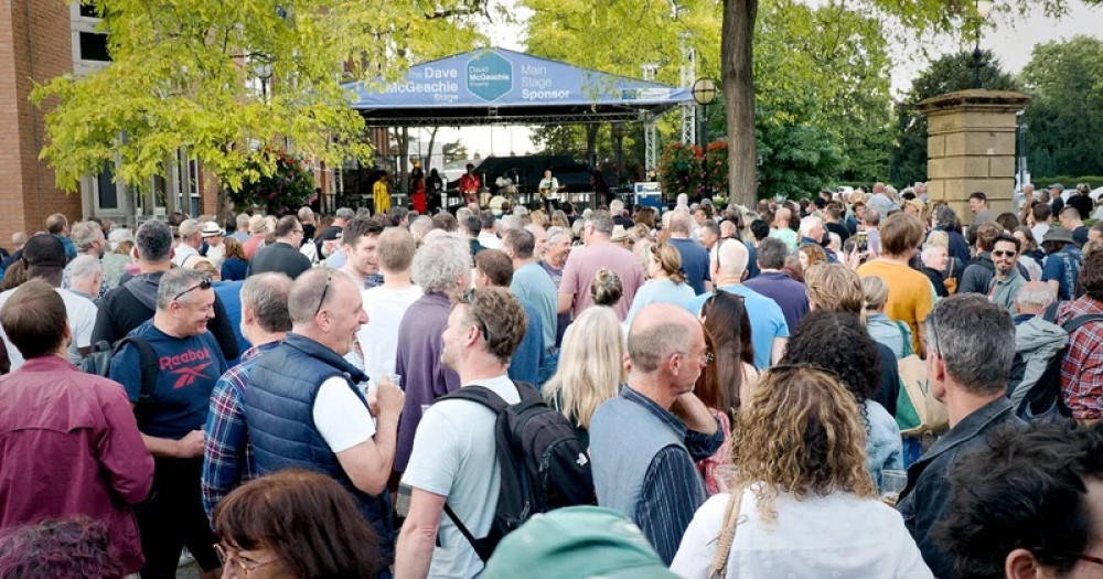 A fundraising bid has been launched for the biggest event of the summer – the High Tide Festival – which will include a stage on Twickenham Green for the first time ever!
