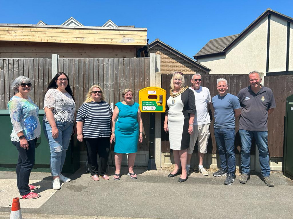 Residents joined Mayor Clrr Sue Little for the ceremony. 