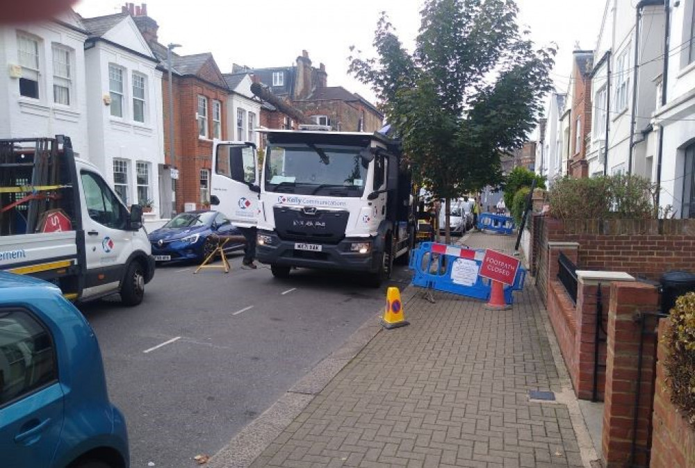 A poorly secured workspace on the public highway (Credit: Wandsworth Council)