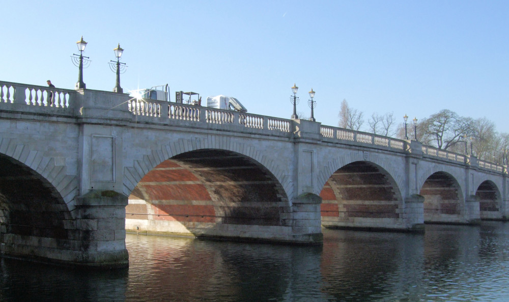 A heat health alert has been issued for London, including the Kingston borough, and the South East with temperatures set to peak at 30°C (Credit: Jim, Flickr)