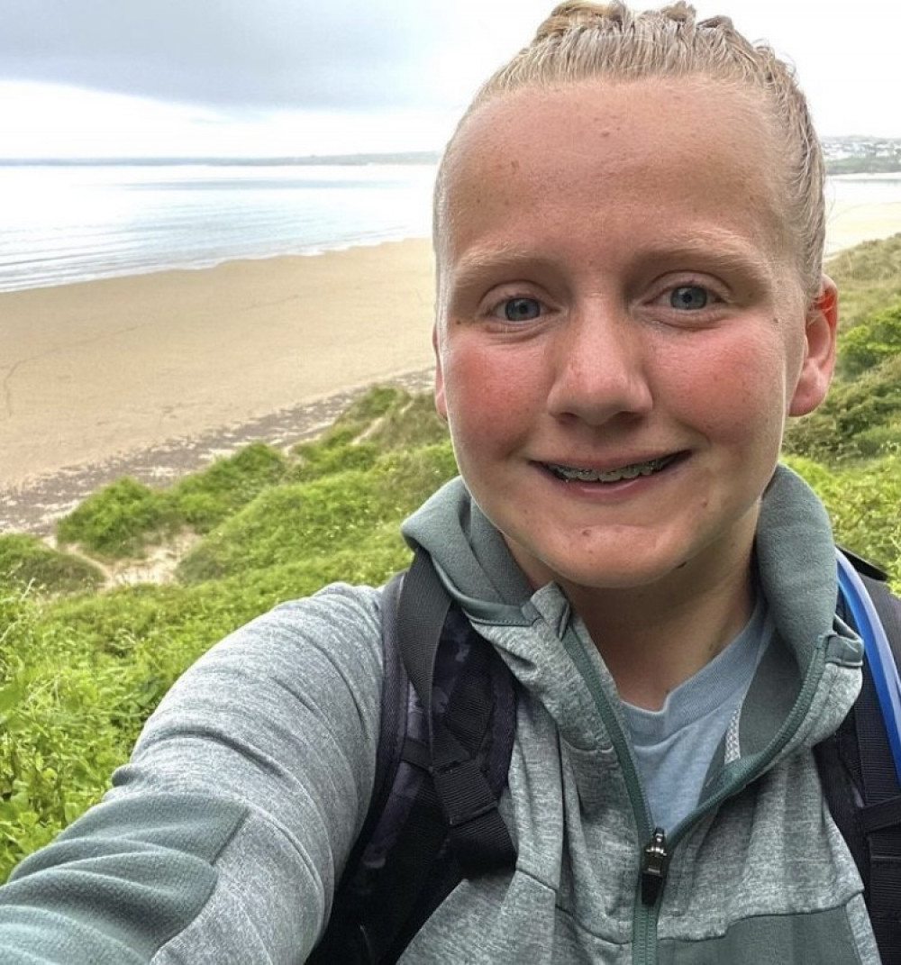 Charlotte Gail walking the Cornish Coast (Image: Charlottes Instagram - Walk For Thought) 