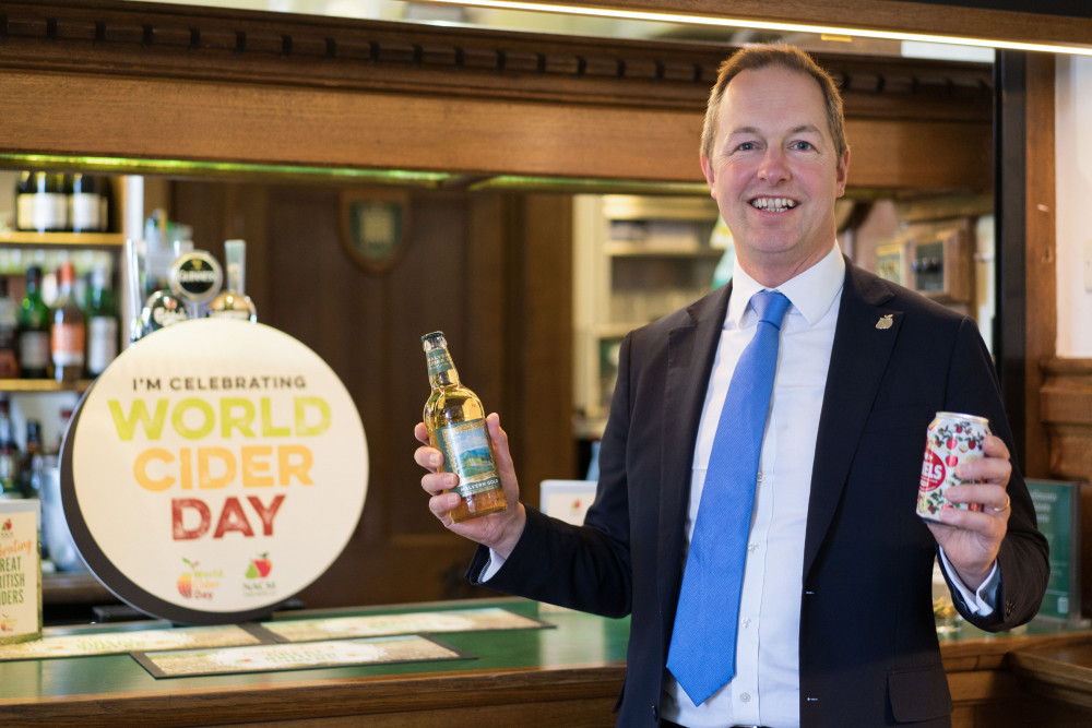 Seaton MP Richard Foord at Westminster celebrating World Cider Day (photo credit: Elyse Marks)