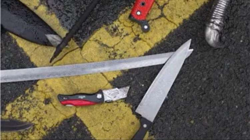 South Wales Police has begun an anonymous offensive weapon surrender scheme in Cowbridge