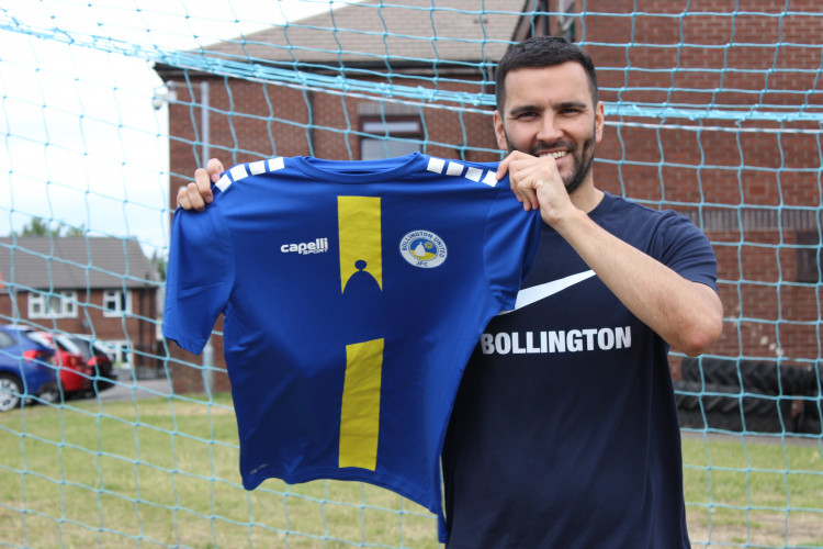 David Spruce with the new Bollington United FC kit. (Image - Alexander Greensmith / Macclesfield Nub News) 