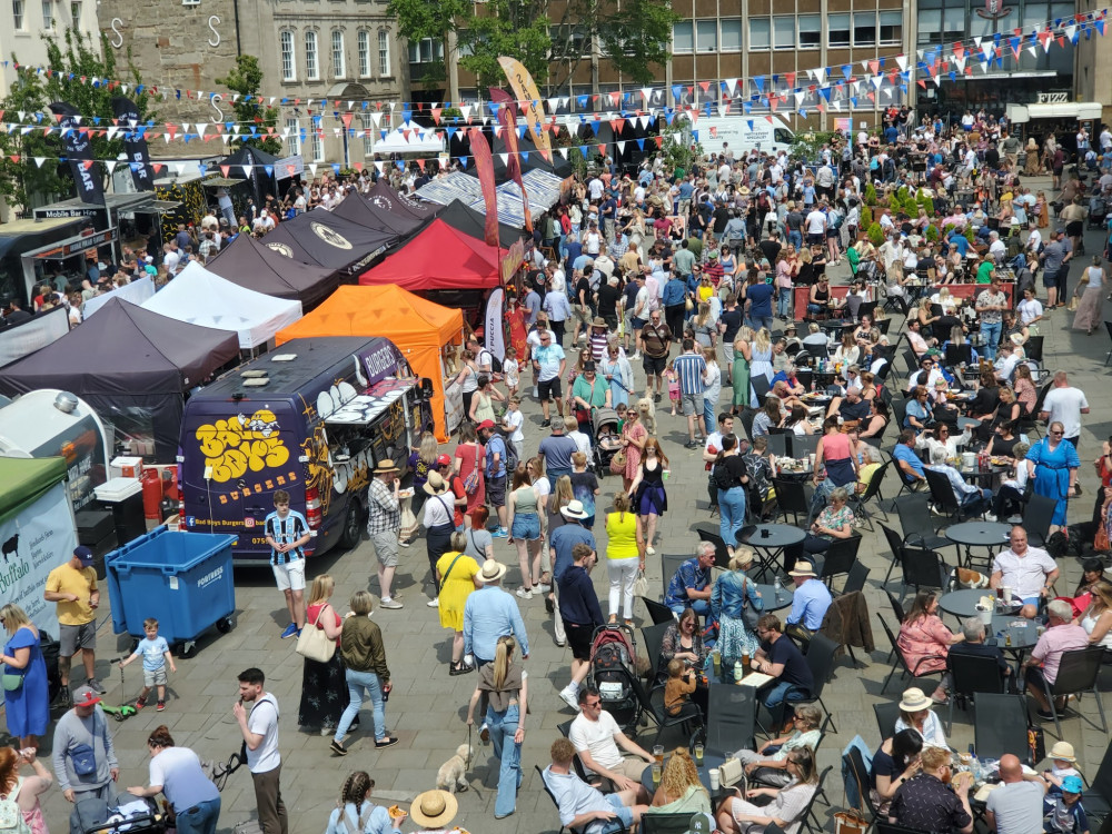 Locals were out in force for Warwick Food Market at the end of May (image via Geoff Ousbey)