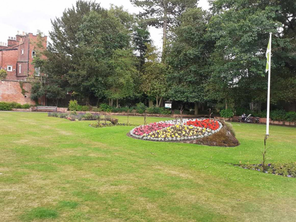 Flower beds in front of Milton Park (Photo: Alsager Nub News) 