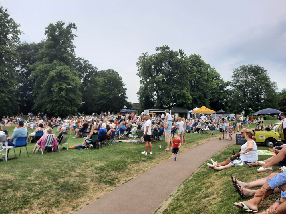 Crowds flocked to Cutts Close on Father's Day to enjoy live music, and more of these community events are scheduled for the summer. Image credit: Nub News. 