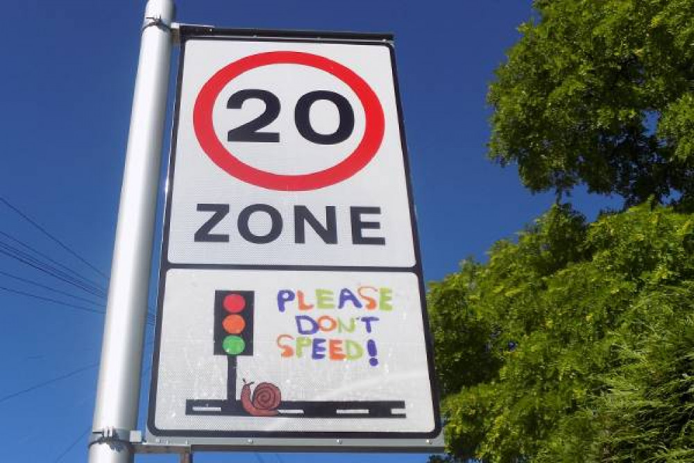 A coalition of health, green, and transport groups has praised Richmond for adopting 20mph speed limits but argues the borough needs to do more to get people out of their cars.