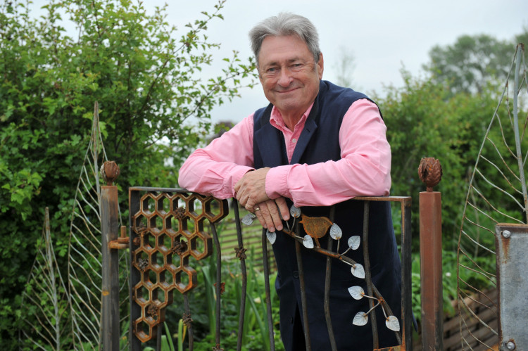 Alan Titchmarsh supported the work of the business duo at the RHS Chelsea Flower Show 2023