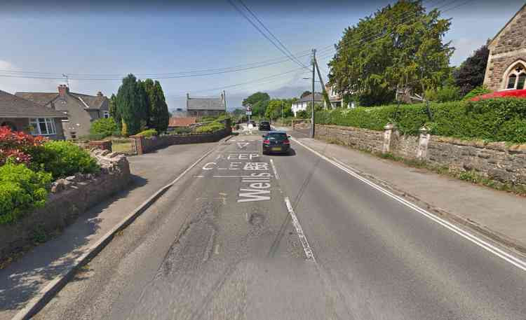 There will be temporary traffic lights on the A371 Wells Road in Draycott this week (Photo: Google Street View)