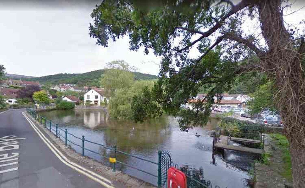 The Cheddar Bays pond with its sluice gates (Photo: Google Street View)