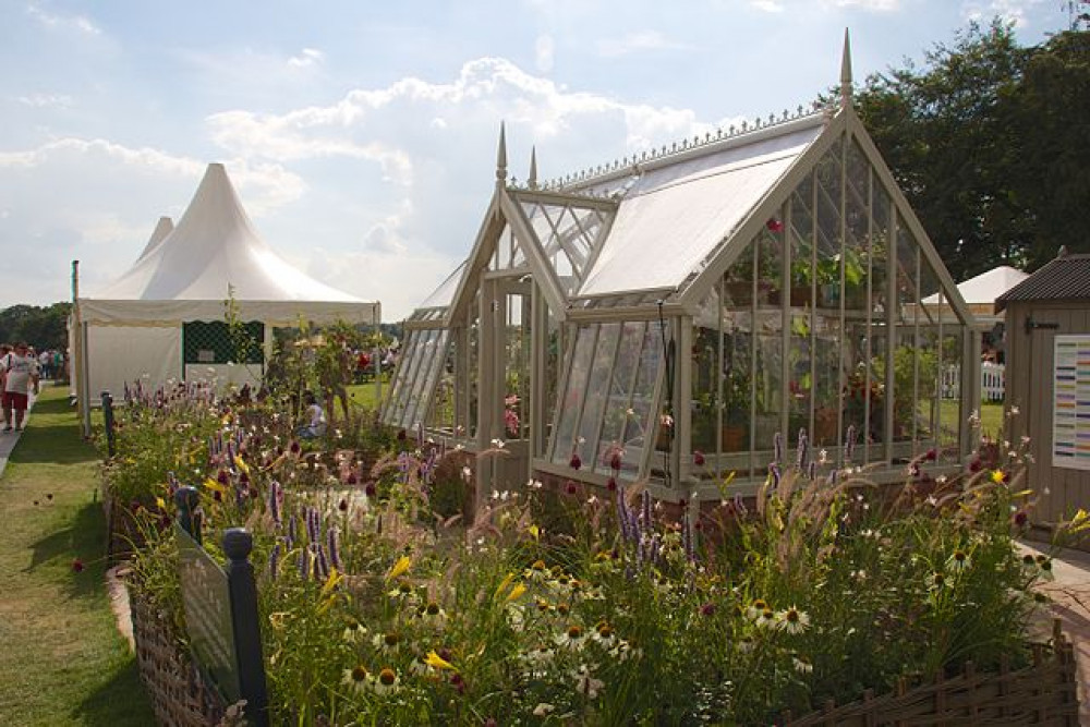 A number of talented Stockport gardeners will exhibit at the upcoming RHS Tatton Park Flower Show (Image - Wikimedia Commons / Mike Peel)