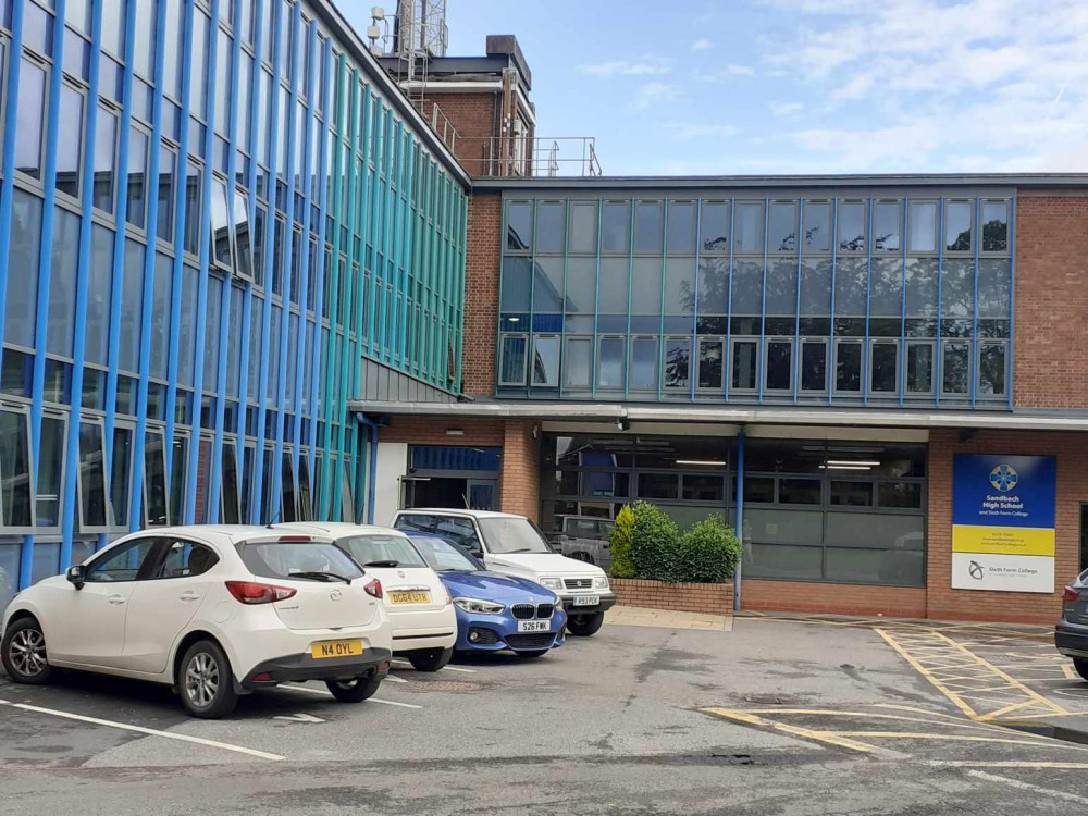 New windows have been installed to the front of the school. (Photo: Deborah Bowyer/Sandbach Nub News) 