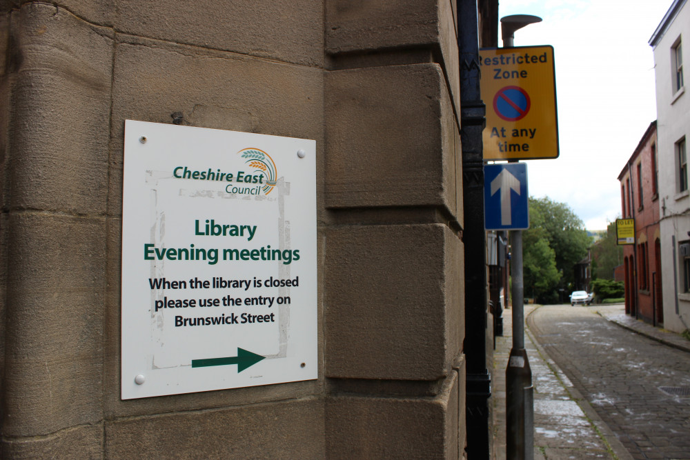 Macclesfield Library pictured this week. (Image - Macclesfield Nub News)