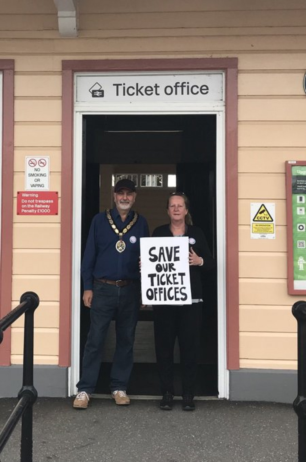 Keep It Open : Frome Town Station