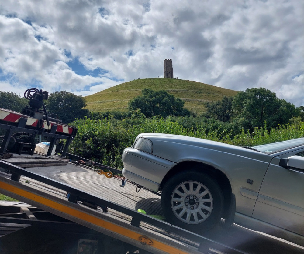 Visitors and locals are asked to respect these parking regulations, bearing in mind the potential consequences of non-compliance. Visitors and locals are asked to respect these parking regulations, bearing in mind the potential consequences of non-compliance.